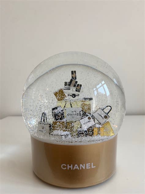 chanel snow globe 2019